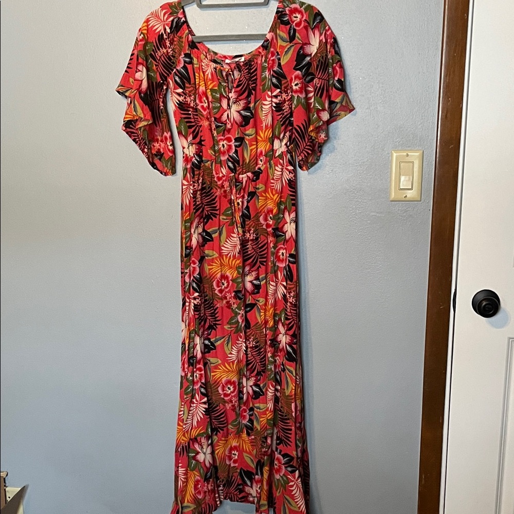 Floral Pink Tie-Waist Maxi Dress with Flutter Sleeves